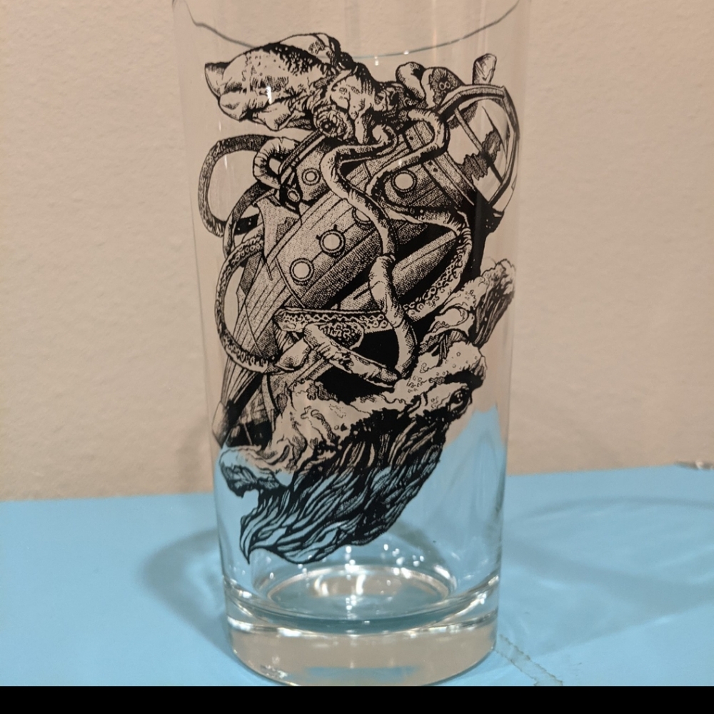 Kraken on a sub pint glass
